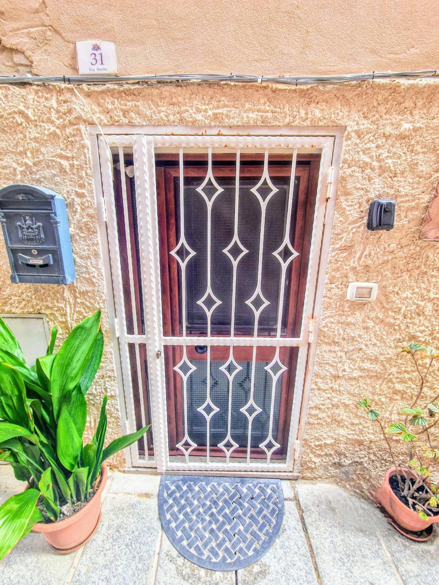 Casa Vacanza Castello Cagliari Eksteriør bilde